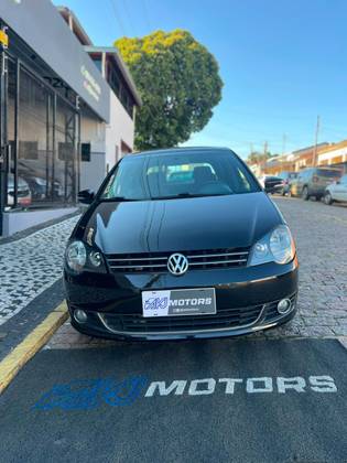 VOLKSWAGEN POLO 2.0 MI SPORTLINE 8V FLEX 4P MANUAL VOLKSWAGEN POLO 2.0 MI SPORTLINE 8V FLEX 4P MANUAL